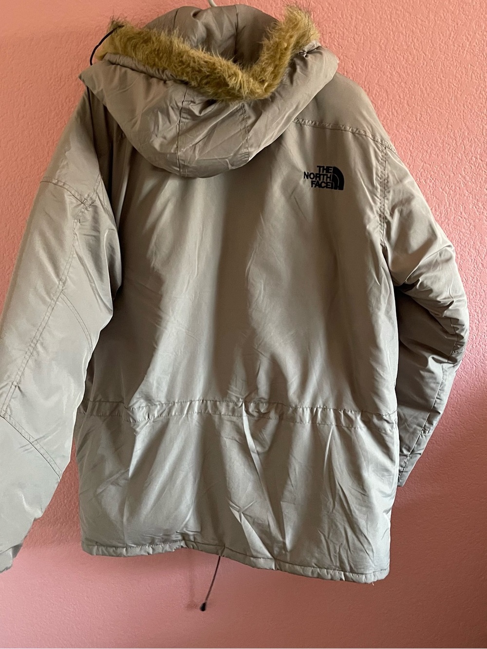 The North Face Men’s Beige Parka Jacket with Faux-Fur Hood - Picture 6 of 11
